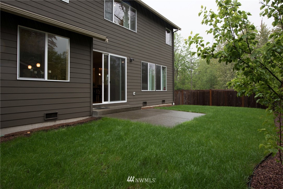 234 Field Avenue Northeast Renton, WA 98059 - Photo 23 of 25 Gallery Image 23