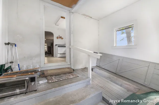 $199,000 | 5752 East 52nd Street, Newaygo, MI 49337