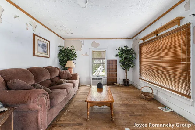 $199,000 | 5752 East 52nd Street, Newaygo, MI 49337