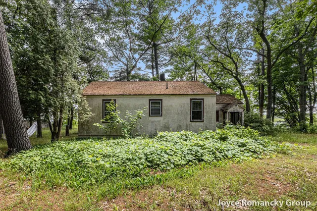 $199,000 | 5752 East 52nd Street, Newaygo, MI 49337