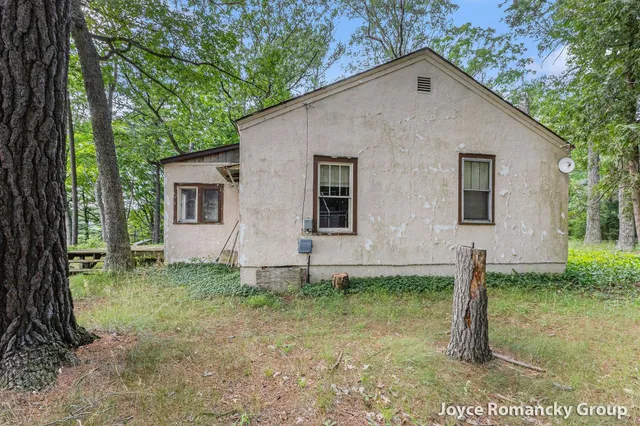 $199,000 | 5752 East 52nd Street, Newaygo, MI 49337