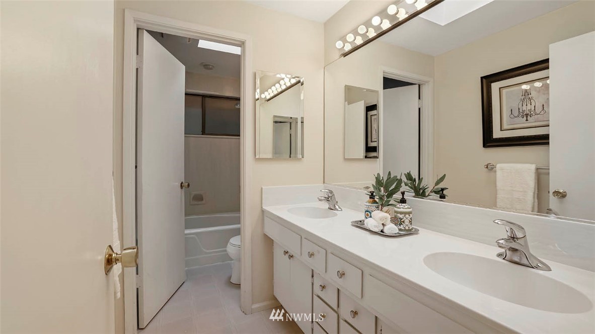 14622 Southeast 172nd Street Renton, WA 98058 - Photo 18 of 38 Gallery Image 18