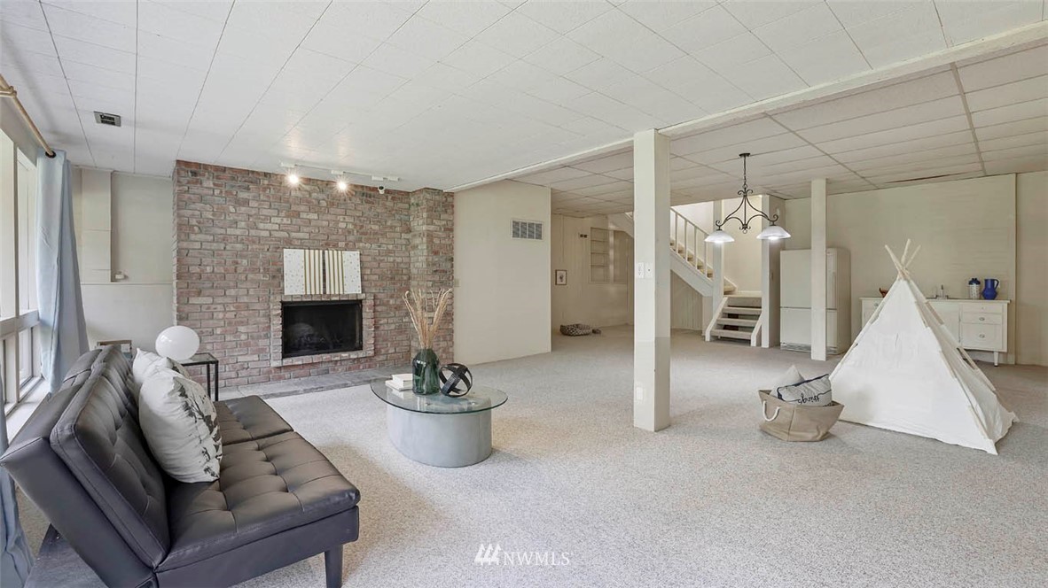 14622 Southeast 172nd Street Renton, WA 98058 - Photo 25 of 38 Gallery Image 25