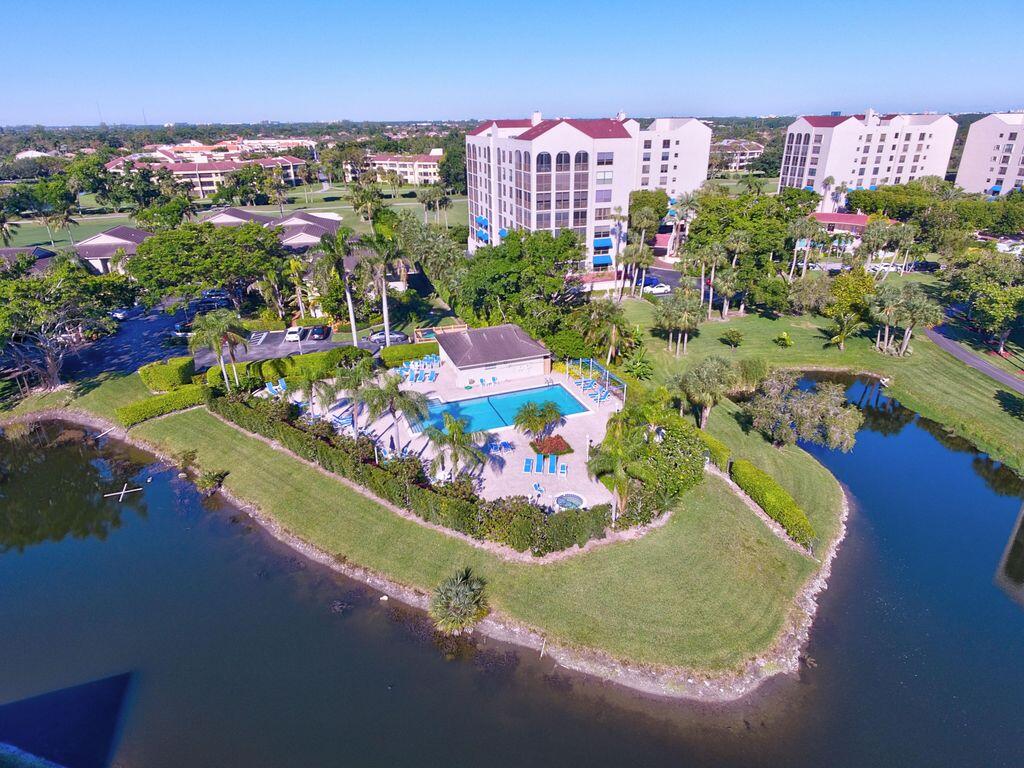 7595 Cinebar Drive Boca Raton, FL 33433 - Photo 30 of 33 Southwinds Pool