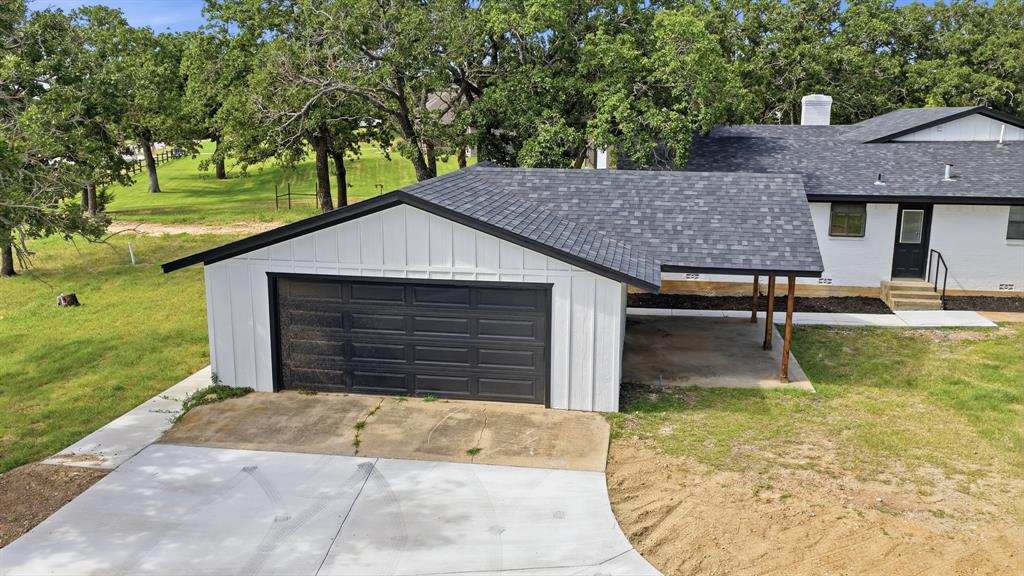 109 Aslan Road Poolville, TX 76487 - Photo 34 of 37