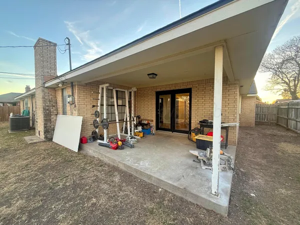 $210,000 | 3321 South Birch Street, Perryton, TX 79070