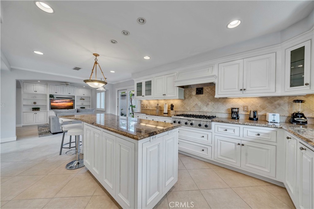 20 Coldbrook Irvine, CA 92604 - Photo 8 of 36