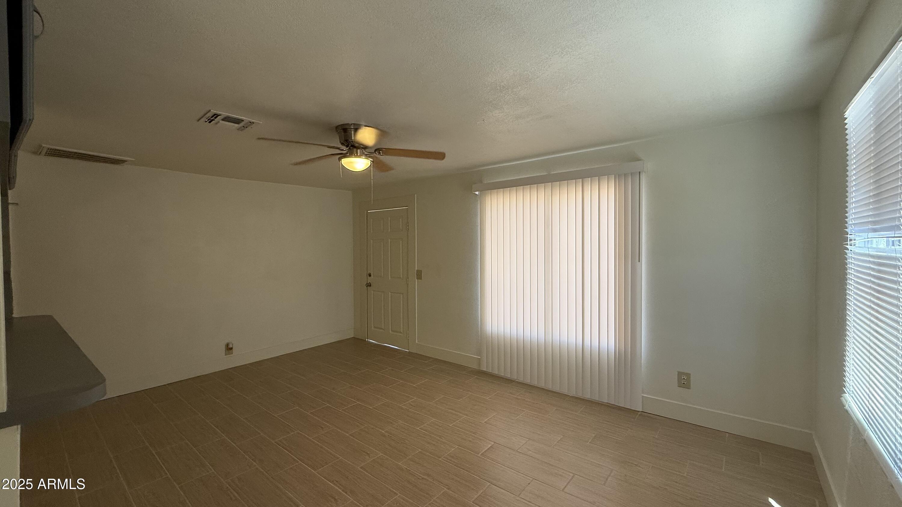 3107 West Coronado Road Phoenix, AZ 85009 - Photo 13 of 29 IMG_0810