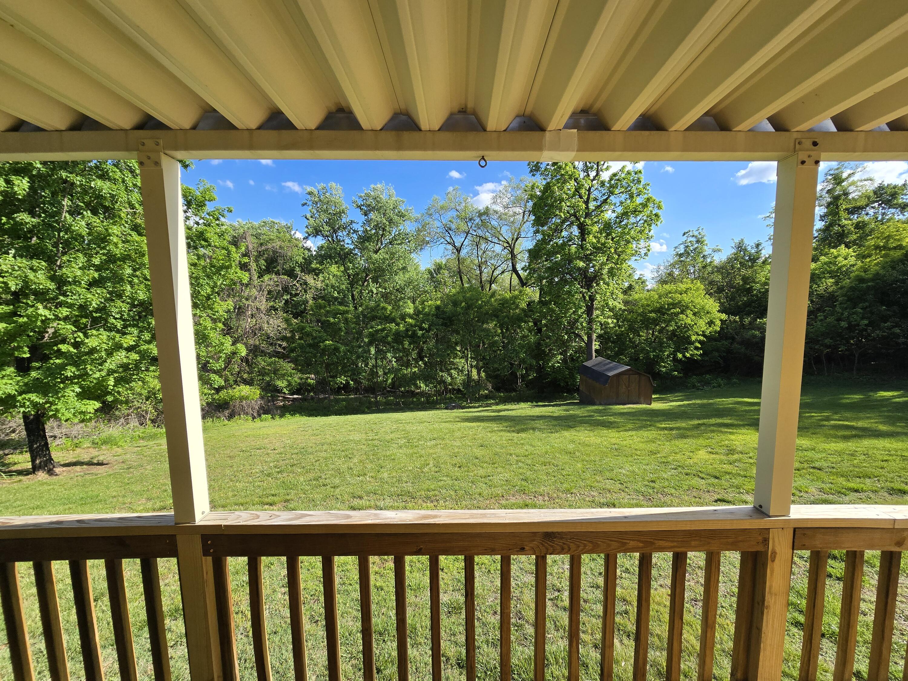 411 Raleigh Avenue Vinton, VA 24179 - Photo 21 of 27 Deck2