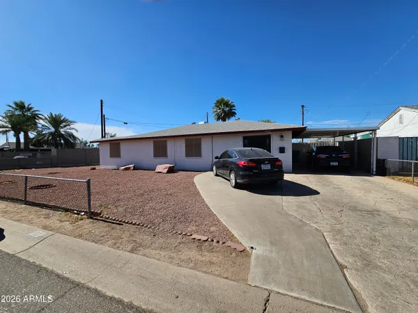 $370,000 | 3820 West Monte Vista Road, Phoenix, AZ 85009