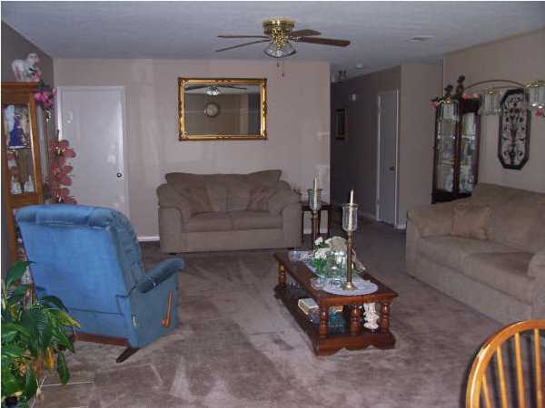 5493 Monterrey Road Crestview, FL 32539 - Photo 4 of 9 Gallery Image 4