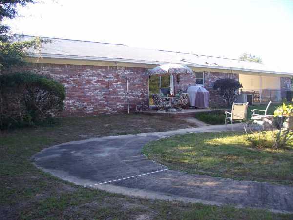5493 Monterrey Road Crestview, FL 32539 - Photo 8 of 9 Gallery Image 8