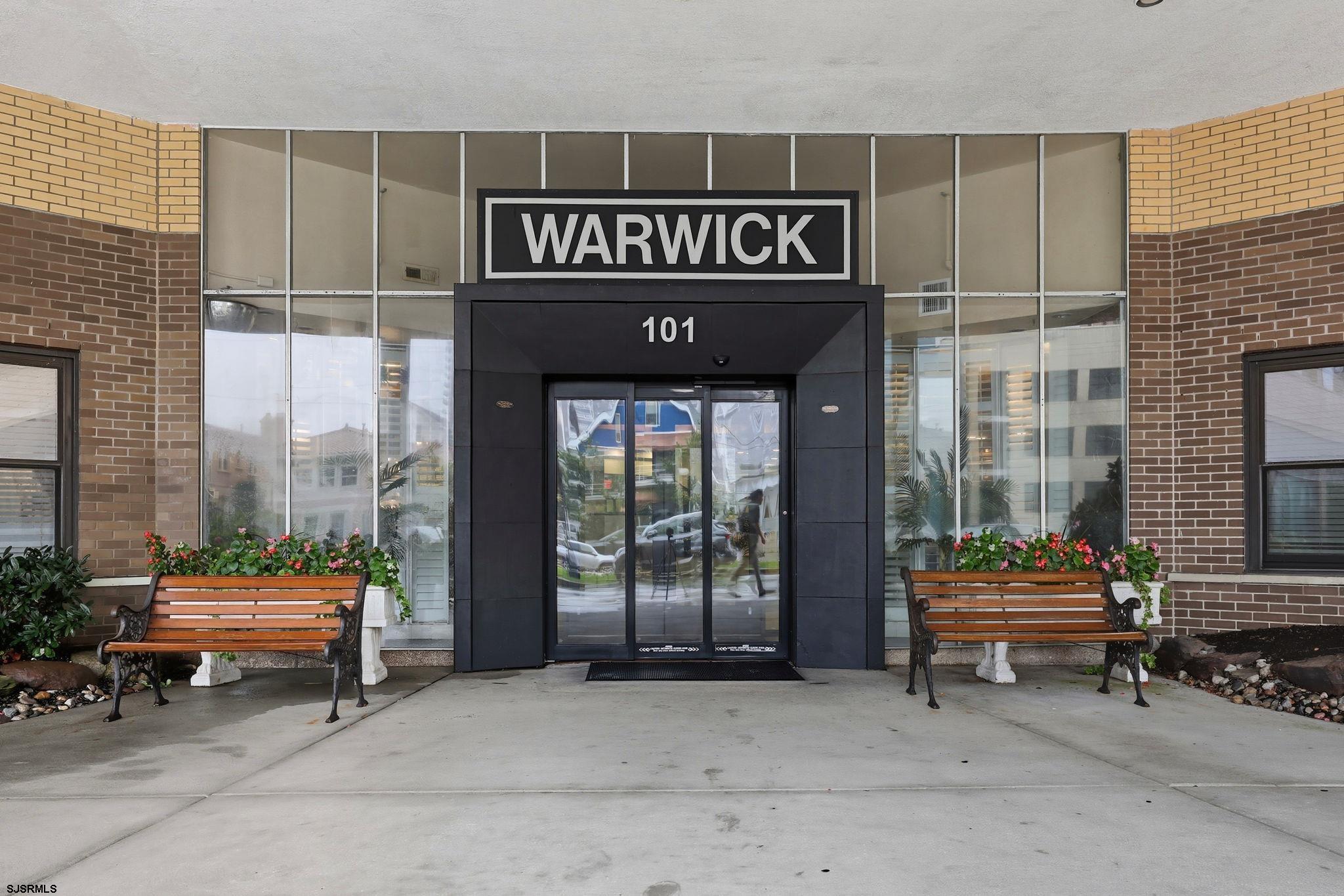 101 South Raleigh Avenue, Unit 809 Atlantic City, NJ 08401 - Photo 5 of 40 a outdoor space with a couch and a potted plant