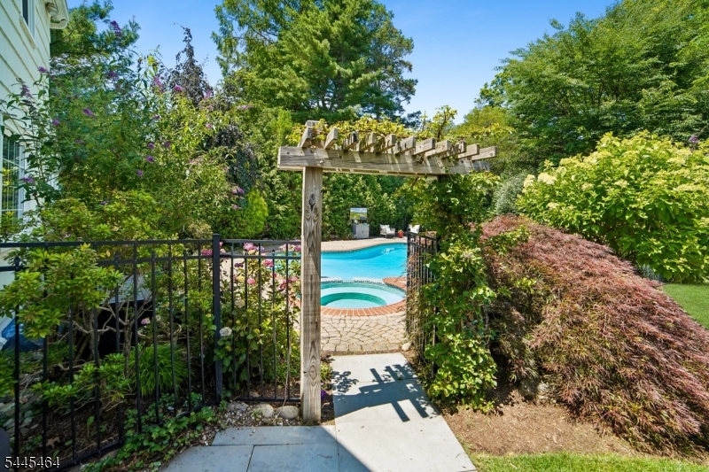 75 Woodland Road Madison, NJ 07940 - Photo 43 of 44