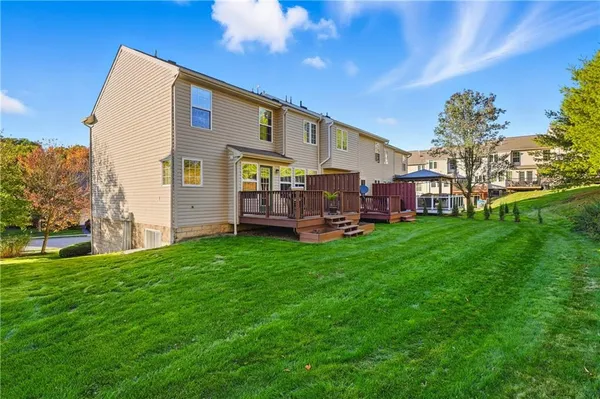 $374,000 | 104 Broadstone Drive, Mars, PA 16046