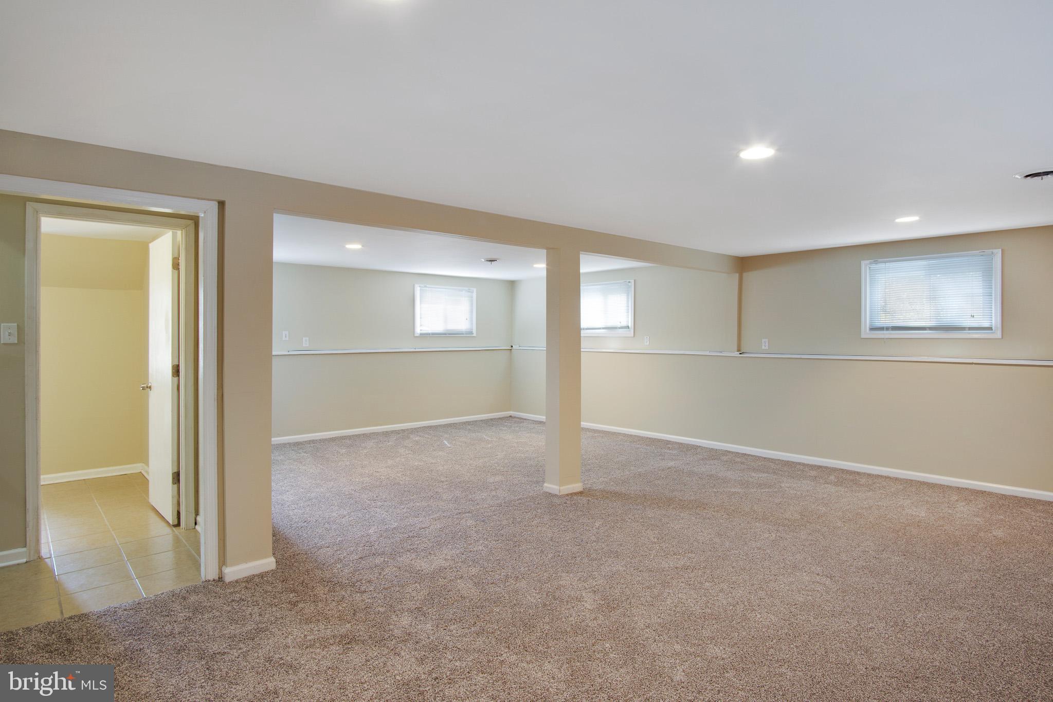 400 Crest Road Wilmington, DE 19803 - Photo 14 of 25 Family Room