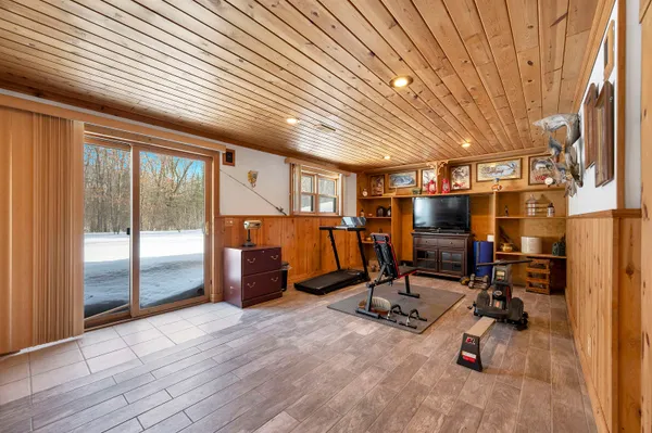 $799,900 | 5164 Stiles Road, Lena, WI 54139