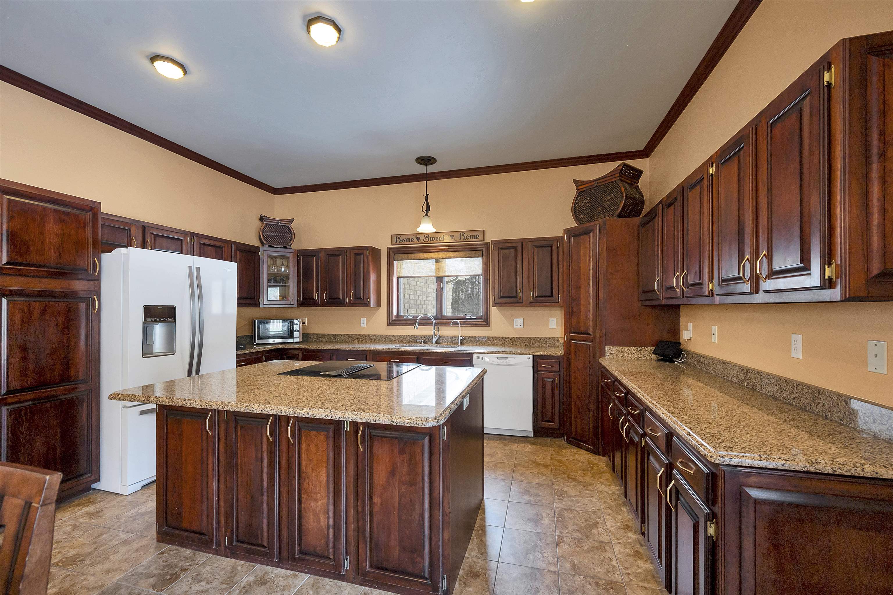 5164 Stiles Road Lena, WI 54139 - Photo 5 of 62