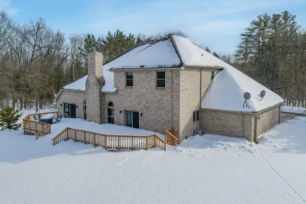 $799,900 | 5164 Stiles Road, Lena, WI 54139