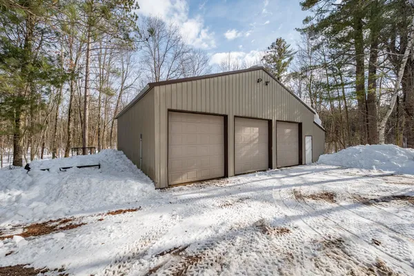 $799,900 | 5164 Stiles Road, Lena, WI 54139