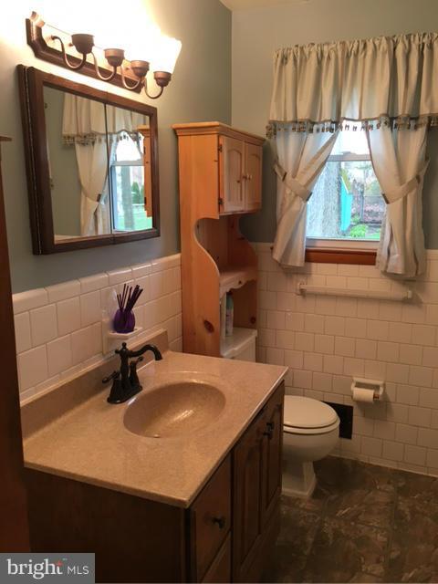 4413 Gunlyn Road Perry Hall, MD 21128 - Photo 8 of 13 Bath