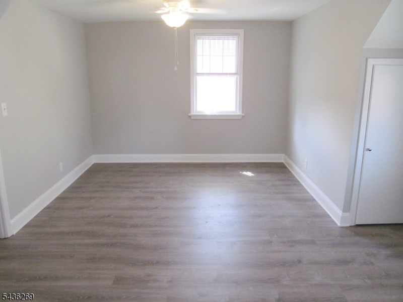 11 Meehan Avenue Raritan, NJ 08869 - Photo 10 of 10