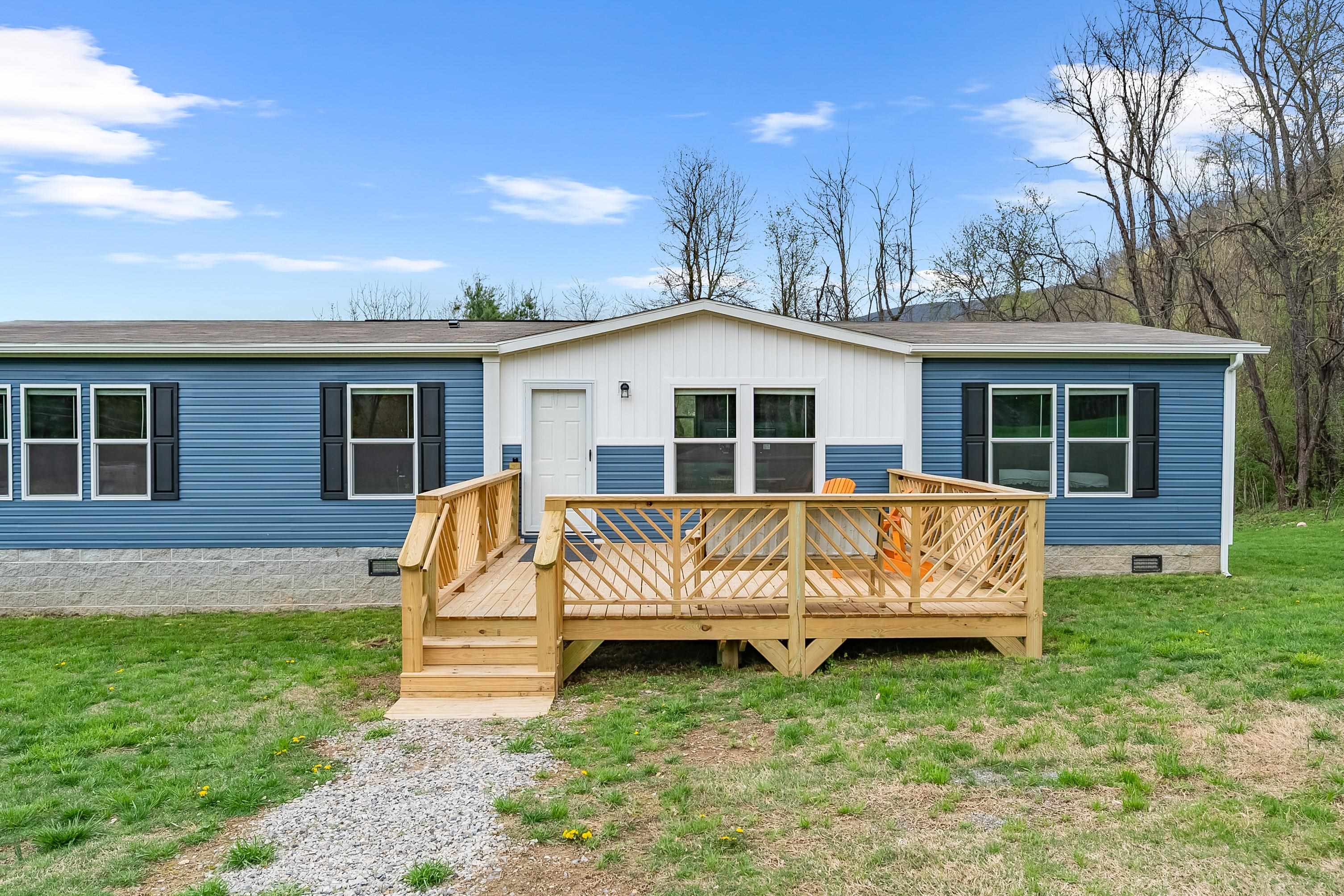 129 Burton Road Narrows, VA 24124 - Photo 7 of 67 Gallery Image 7