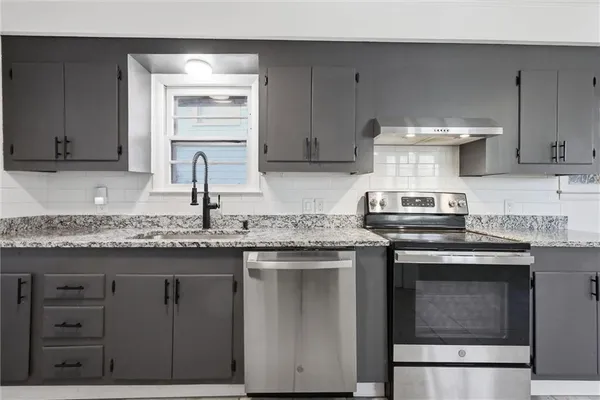 $235,000 | 3508 Wyoming Street, Kansas City, MO 64111