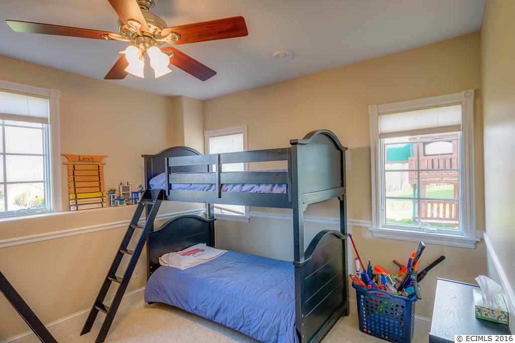 2472 Amber Ridge Drive Dubuque, IA 52002 - Photo 20 of 25 Gallery Image 20