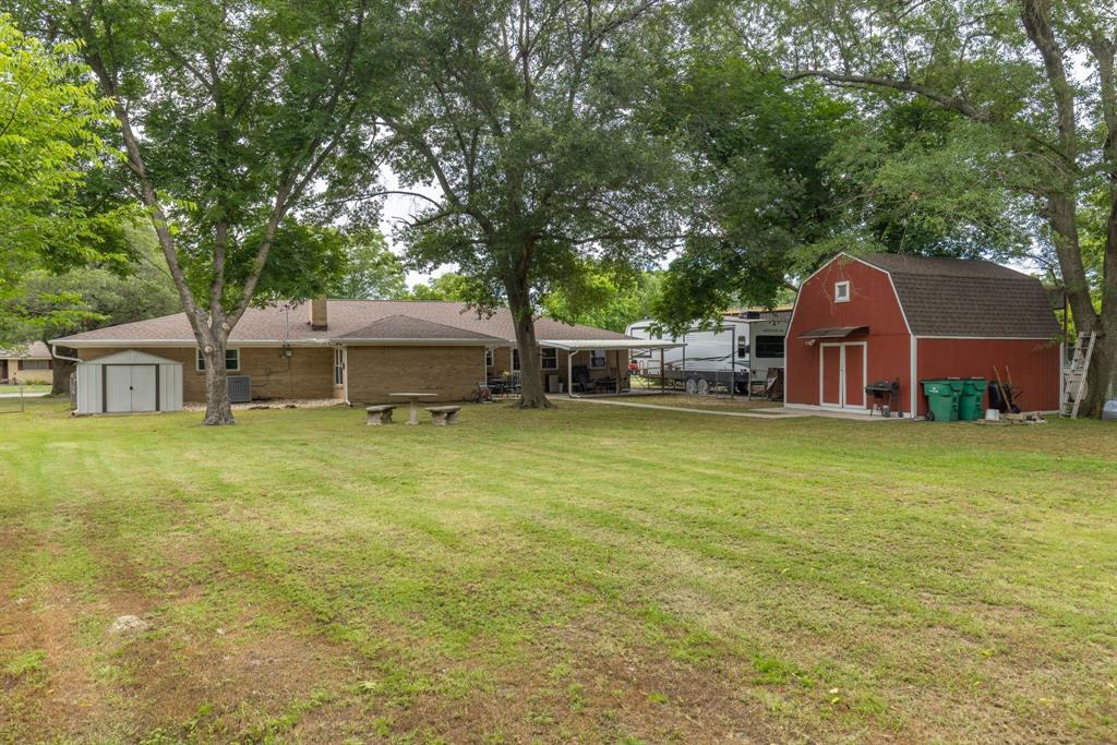 2812 Mccarley Drive Commerce, TX 75428 - Photo 33 of 36