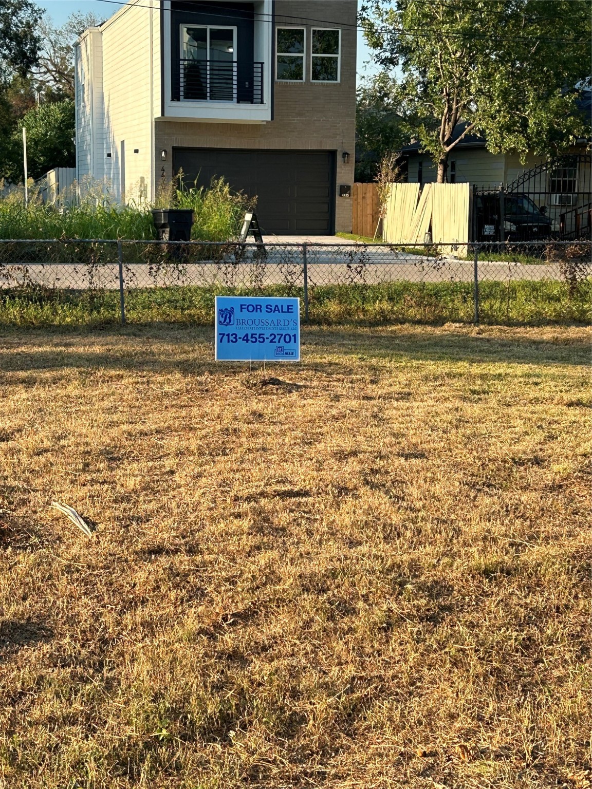 4434 Noble Street Houston, TX 77020 - Photo 2 of 7