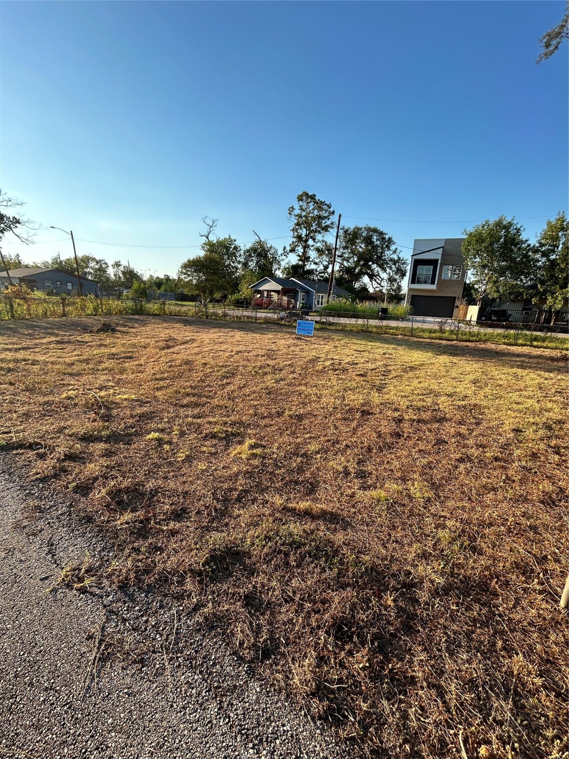 4434 Noble Street Houston, TX 77020 - Photo 3 of 7