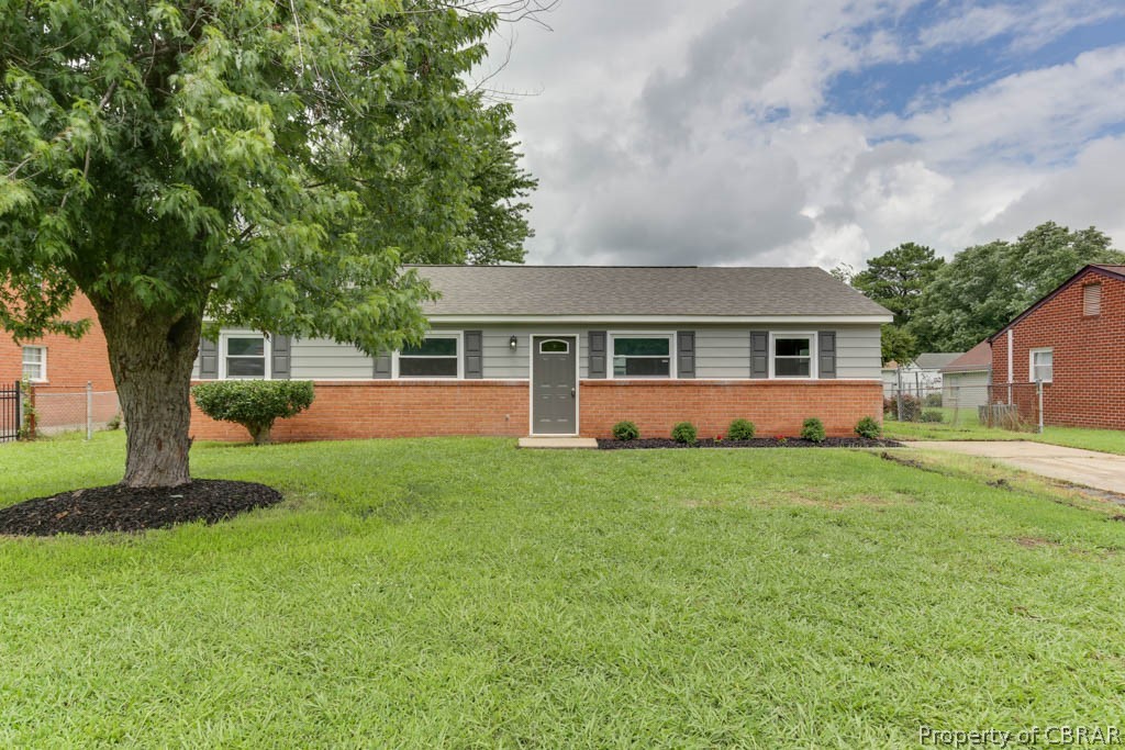437 Fox Hill Road Hampton, VA 23669 - Photo 3 of 35 Gallery Image 3