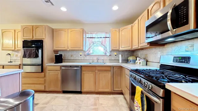 $625,000 | 125 White Bridge Road, Middletown, NY 10940