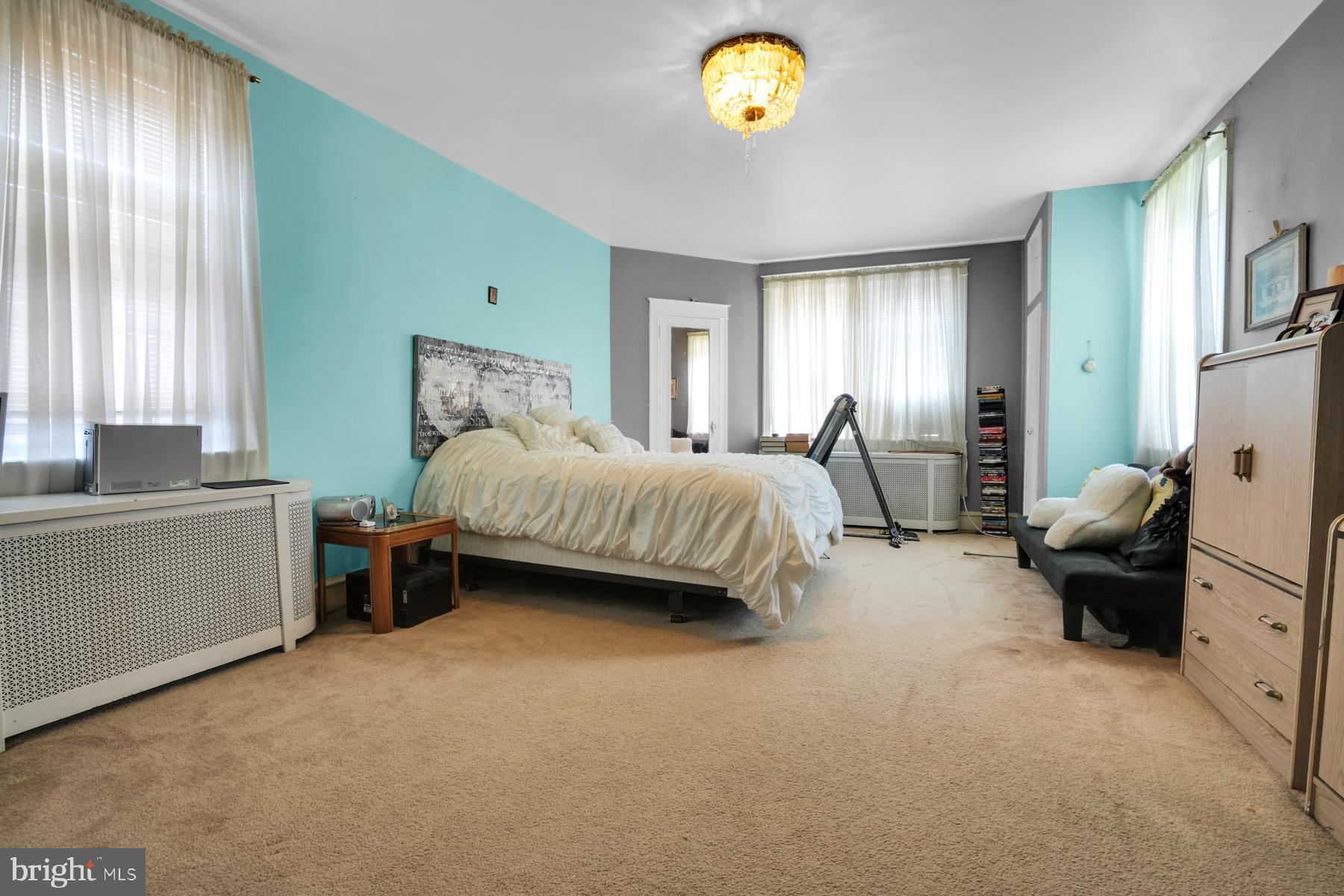 201 Bayard Road Upper Darby, PA 19082 - Photo 15 of 36