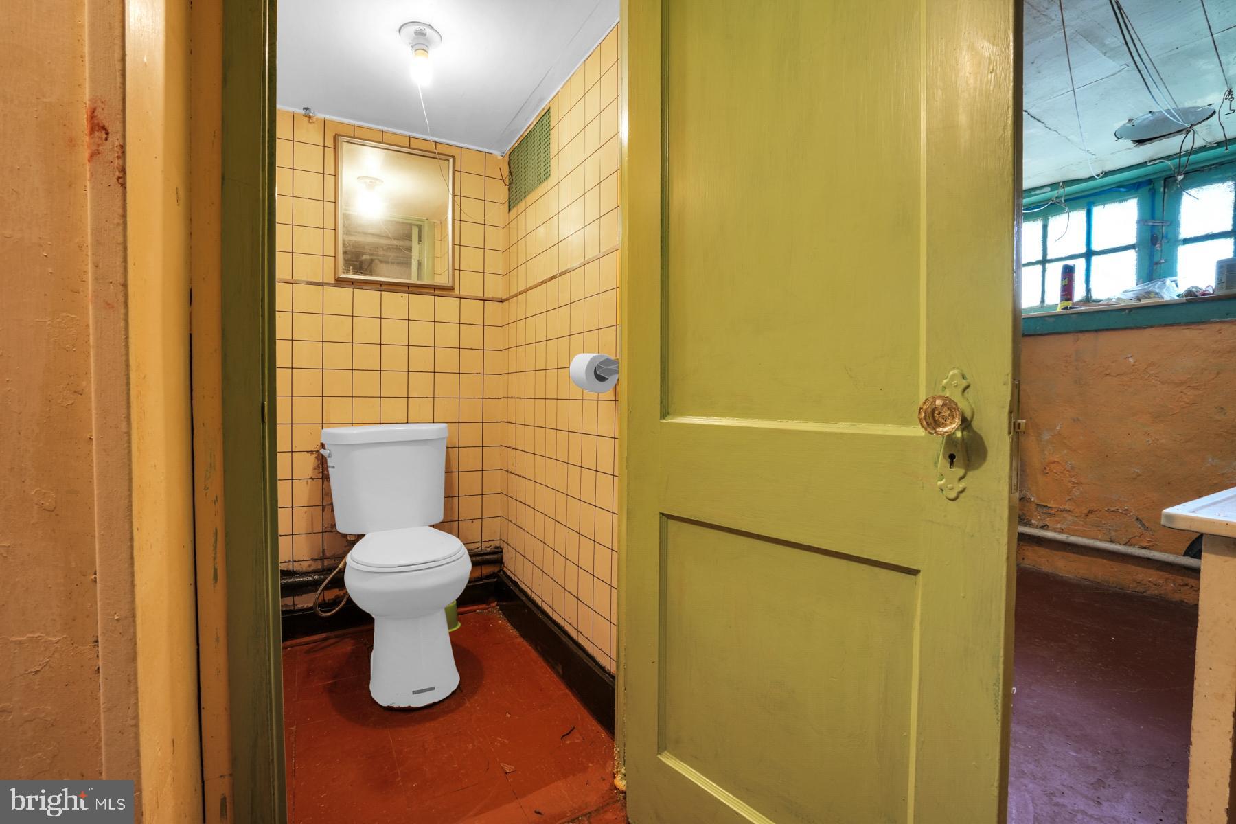 201 Bayard Road Upper Darby, PA 19082 - Photo 25 of 36