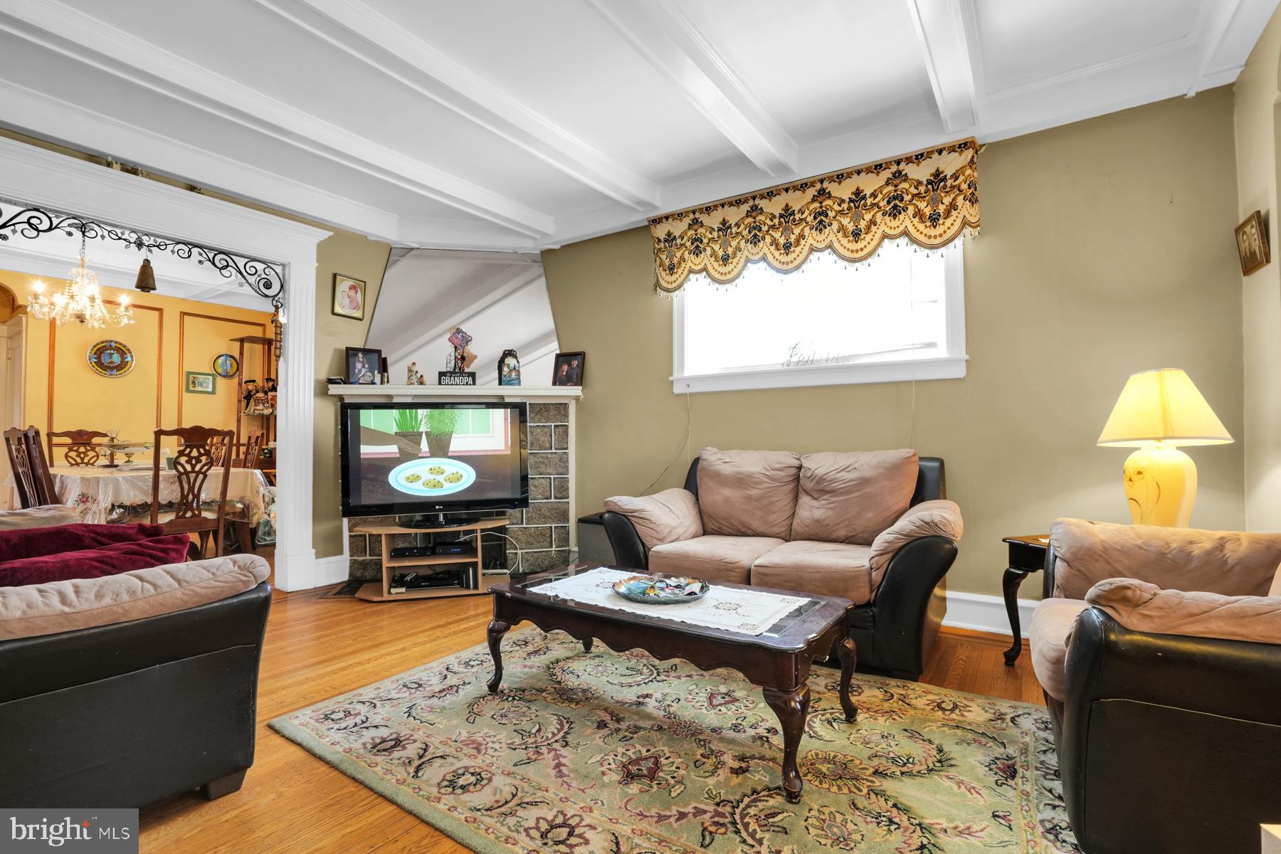 201 Bayard Road Upper Darby, PA 19082 - Photo 7 of 36