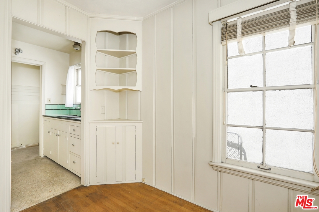 4053 Verdugo Road Los Angeles, CA 90065 - Photo 2 of 45 a view of cabinets and window