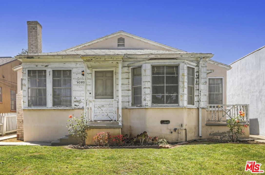 4053 Verdugo Road Los Angeles, CA 90065 - Photo 36 of 45 front view of a house with a yard
