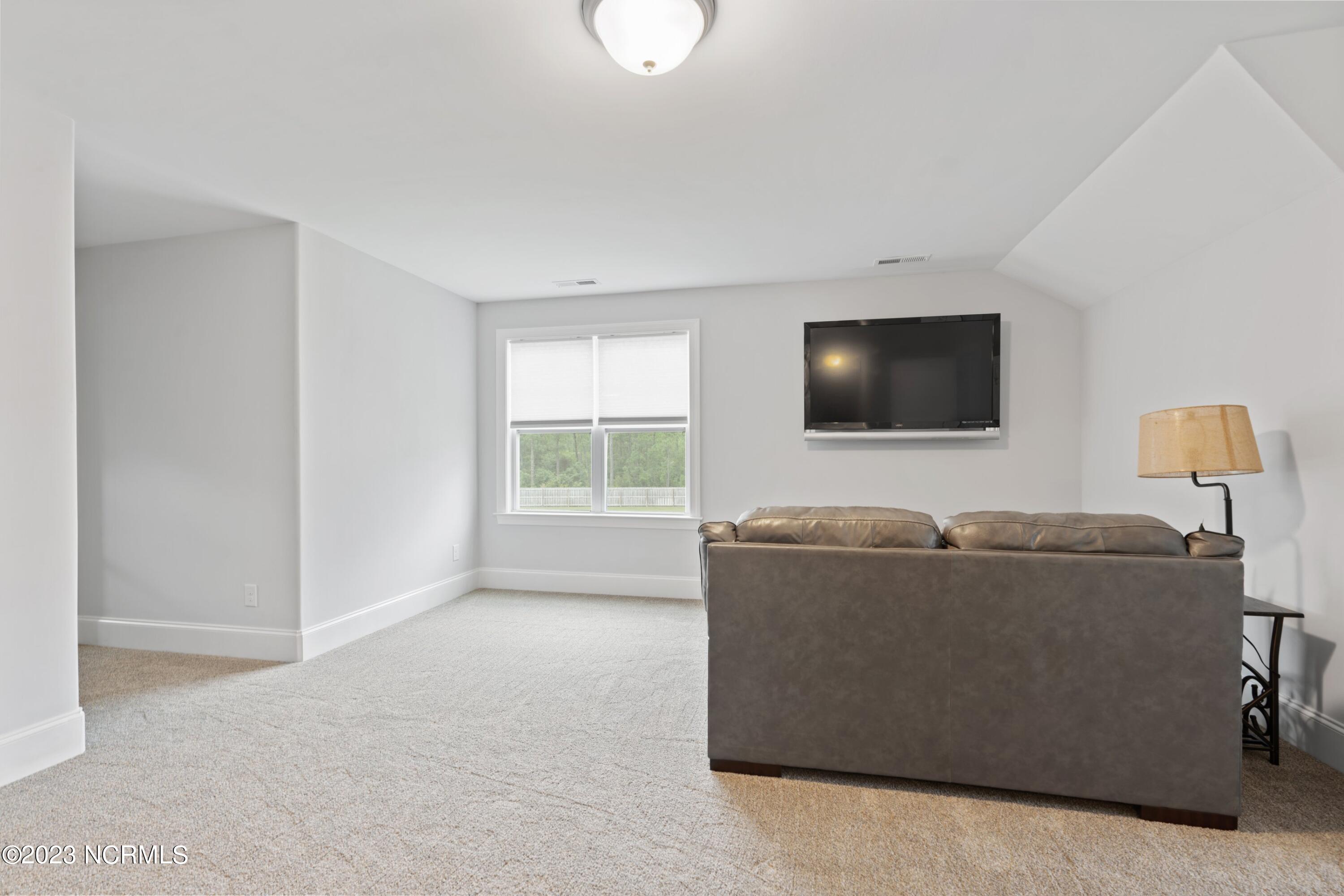 427 Canter Crest Road Hampstead, NC 28443 - Photo 32 of 36 026-427CanterCrestRoad-Hampstead-NC-2844