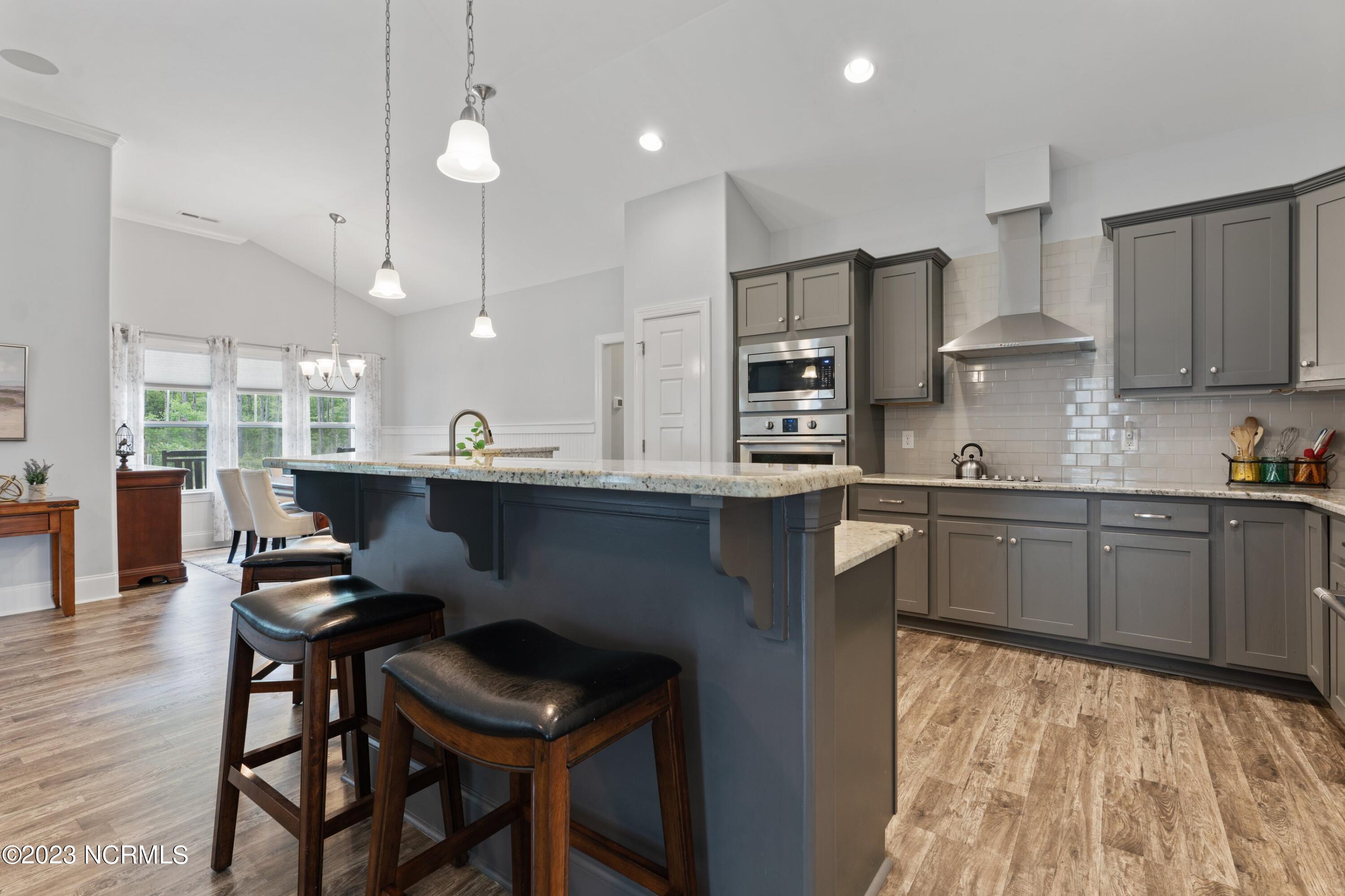 427 Canter Crest Road Hampstead, NC 28443 - Photo 8 of 36 008-427CanterCrestRoad-Hampstead-NC-2844