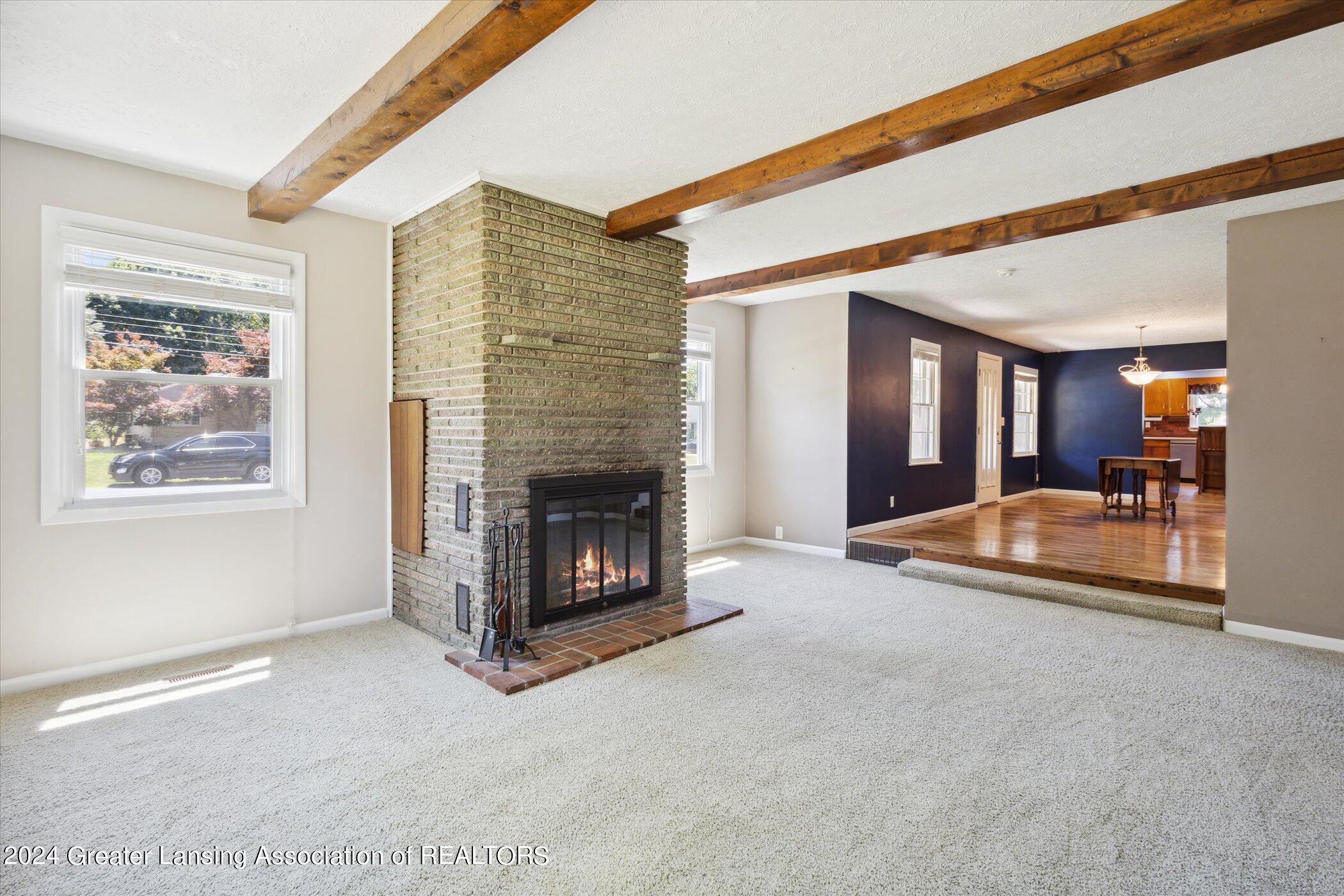 2115 Wabash Road Lansing, MI 48910 - Photo 7 of 31 18-2115-Wabash-Rd-Lansing-MI-48910-Windo