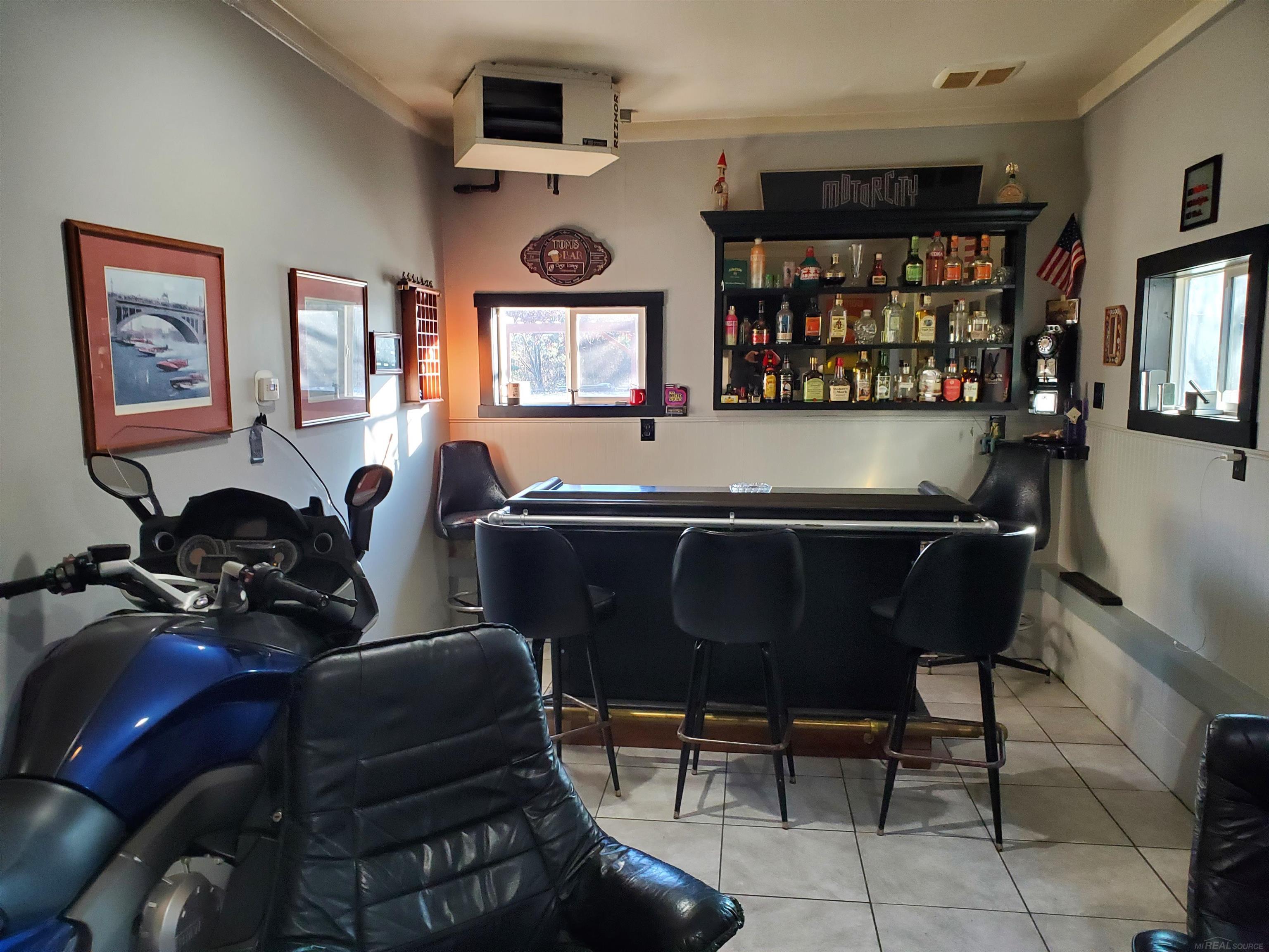 8391 Lakeshore Road Fort Gratiot, MI 48059 - Photo 12 of 18 50163212-22fb9ded-3f64-4b8d-a22a-4a896ed6ba95.JPG