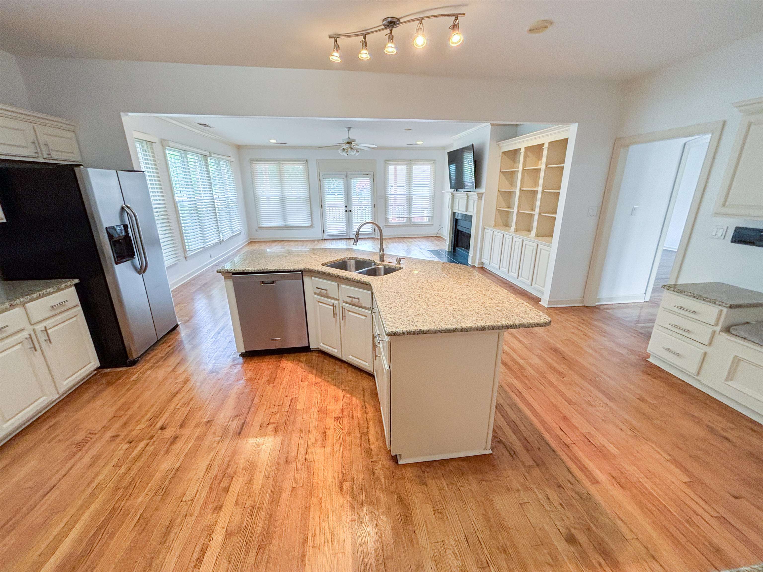 1923 Swynford Lane Collierville, TN 38017 - Photo 11 of 35