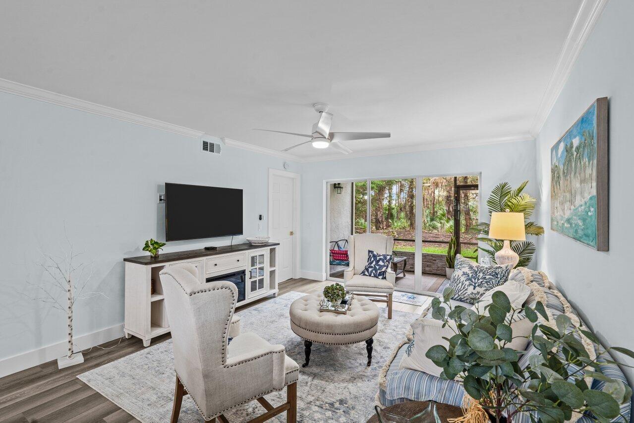 2001 Sabal Ridge Court, Unit A Palm Beach Gardens, FL 33418 - Photo 11 of 49 012-2001SabalRidgeCourt-A-PalmBeachGarde