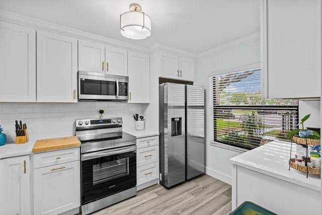 $3,500 | 2001 Sabal Ridge Court, Unit A, Palm Beach Gardens, FL 33418