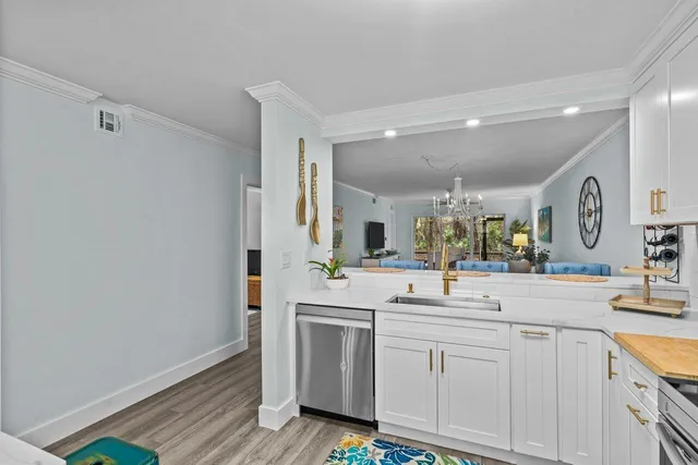 $3,500 | 2001 Sabal Ridge Court, Unit A, Palm Beach Gardens, FL 33418