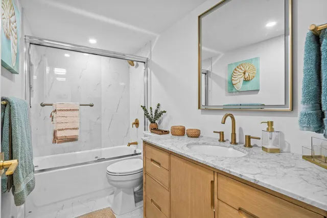 $3,500 | 2001 Sabal Ridge Court, Unit A, Palm Beach Gardens, FL 33418