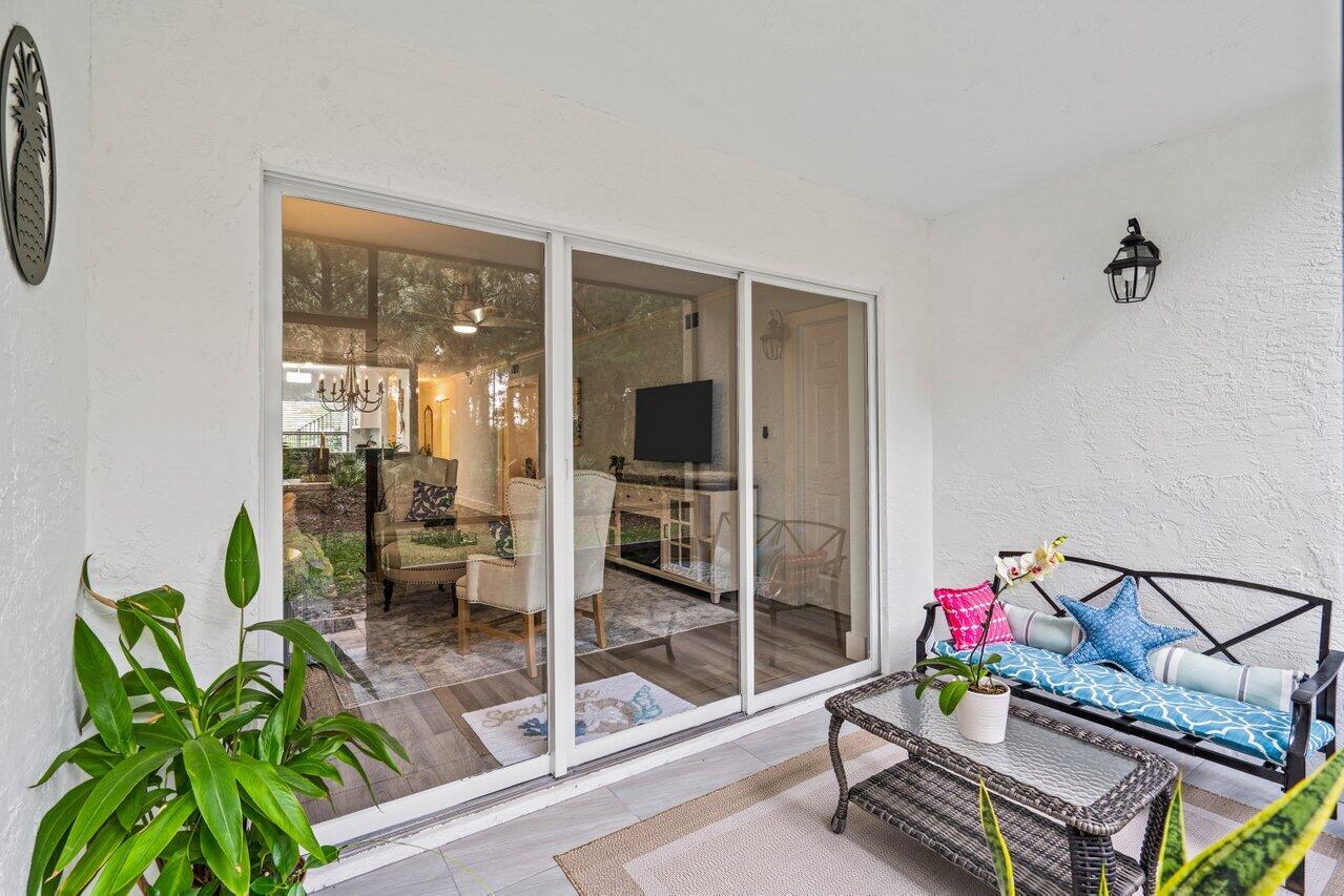 2001 Sabal Ridge Court, Unit A Palm Beach Gardens, FL 33418 - Photo 31 of 49 032-2001SabalRidgeCourt-A-PalmBeachGarde