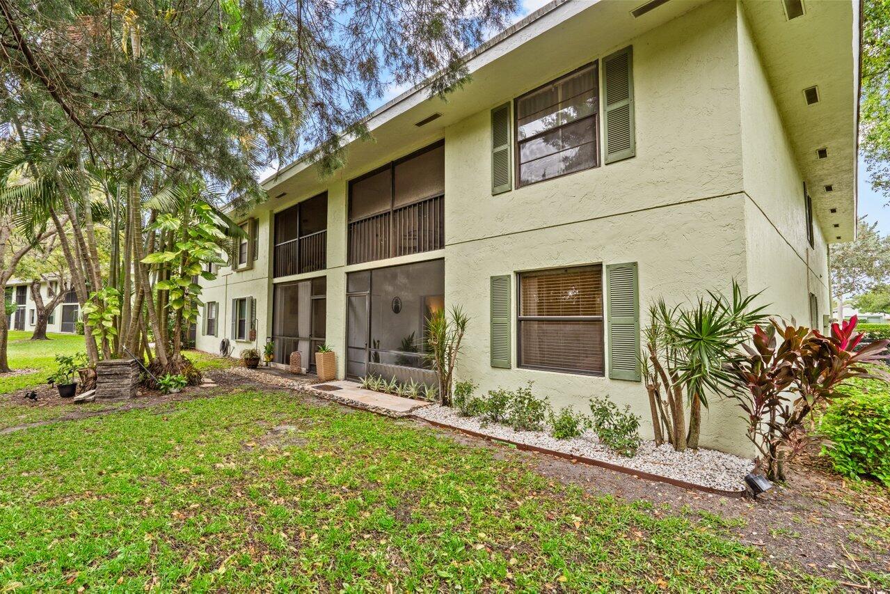 2001 Sabal Ridge Court, Unit A Palm Beach Gardens, FL 33418 - Photo 33 of 49 034-2001SabalRidgeCourt-A-PalmBeachGarde